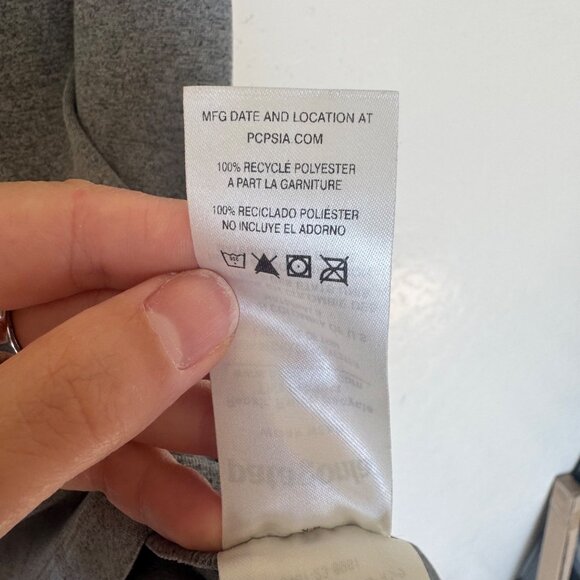 Patagonia Mens Slim Fit Gray Pocket Tee Shirt Size M Recycled Polyester Casual - Picture 7 of 11